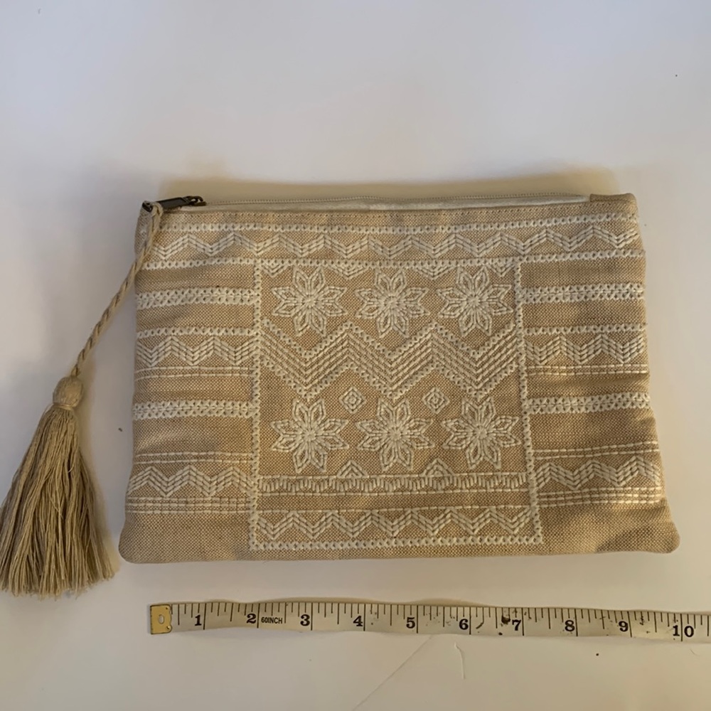 Lovestich Embroidered Clutch